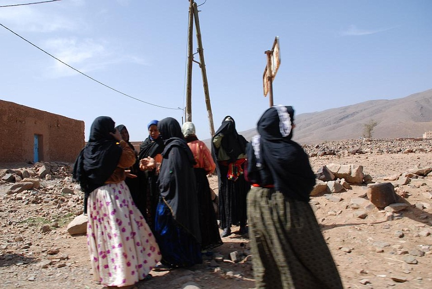 DSC_0279.JPG - more berber women.