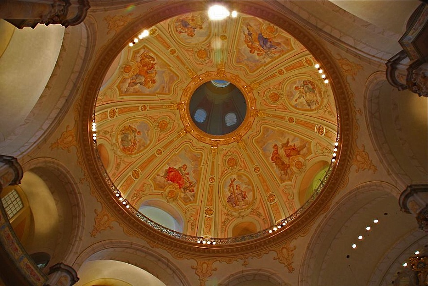 DSC_0376.jpg - Ceiling of Frauenkirche.