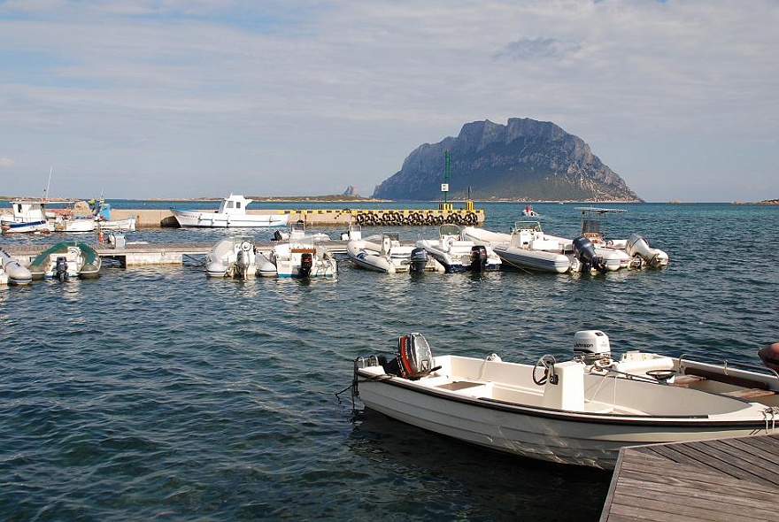 DSC_0053.JPG - small island near Olbia.