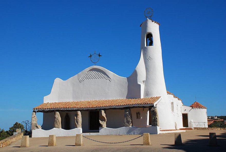 DSC_0021.JPG - Kirche in Porto Cervo.