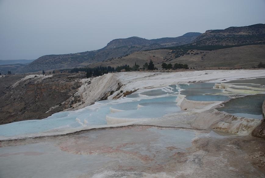 17.JPG - Pamukkale - (fast) kaputte Kalkterrassen