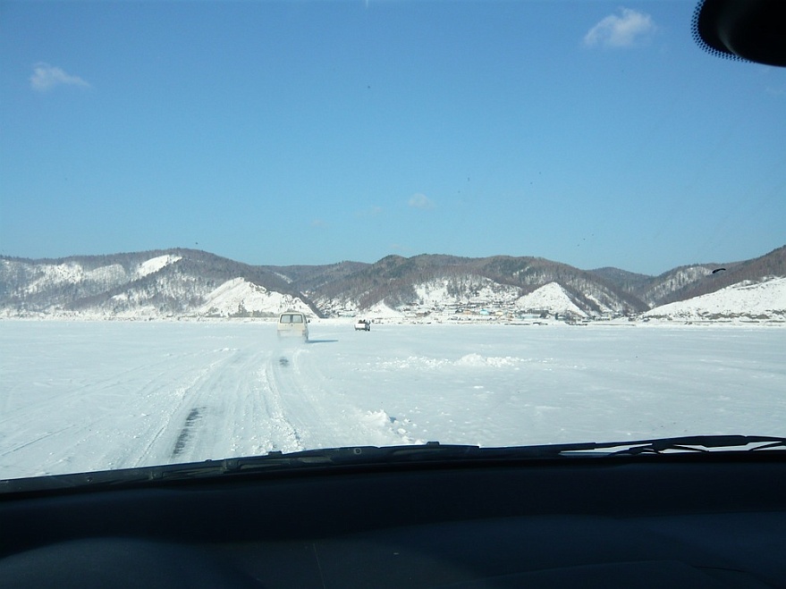 P1020222.JPG - Ortswechsel: Wir fahren rber nach Port Baikal..