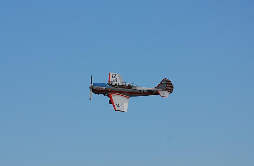 Vorbeiflug.JPG - ...fliegen!!!